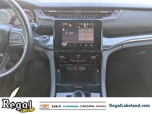 Used 2022 Jeep Grand Cherokee Altitude image 13