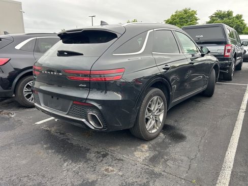 Used 2025 Genesis GV70 2.5T AWD/4WD image 3