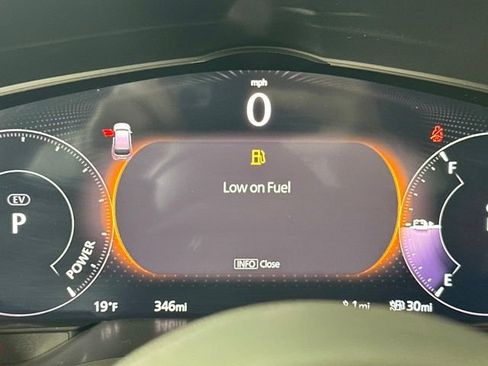 Used 2025 MAZDA CX-90 Plug-In Hybrid w/ Preferred image 18