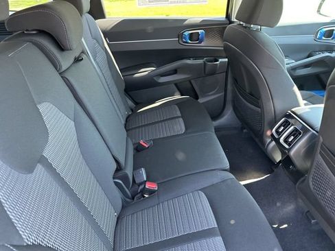 New 2026 Kia Sorento LX FWD image 22