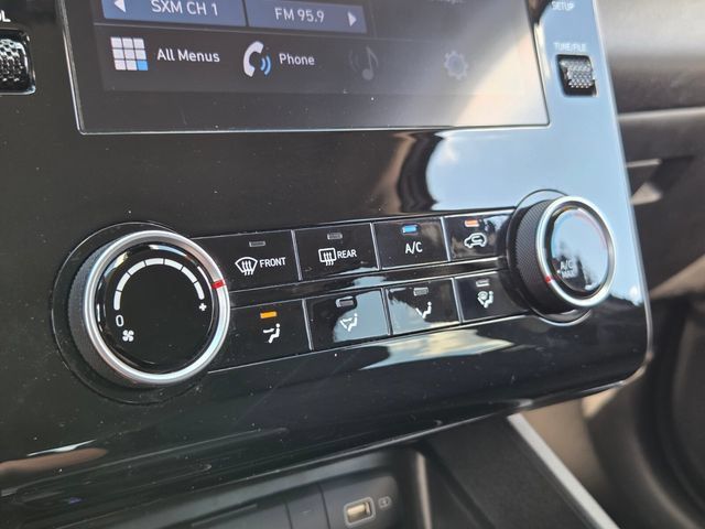 Used 2023 Hyundai Tucson SEL w/ Winter Package FWD image 19