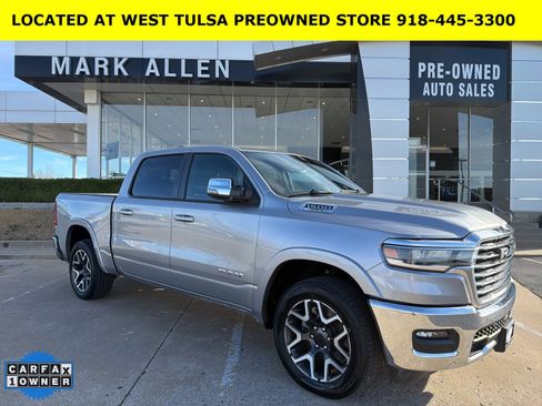 Used 2025 RAM 1500 Laramie image 1