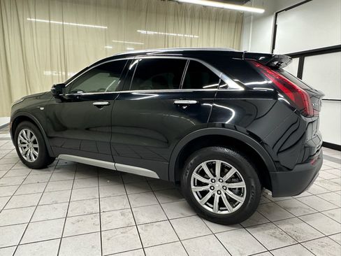 Used 2022 Cadillac XT4 Premium Luxury w/ Safety Alert Package AWD/4WD image 9