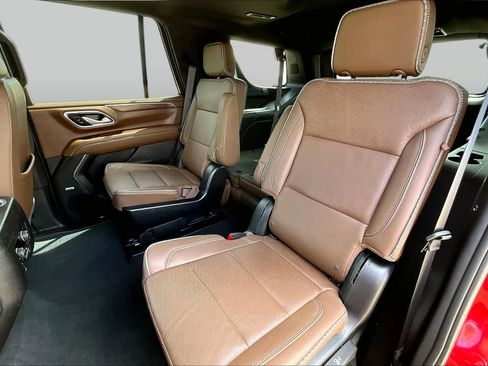 Used 2023 Chevrolet Tahoe High Country w/ LPO, Illumination Package RWD image 21