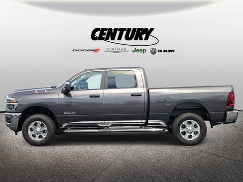 Used 2025 RAM 2500 Big Horn AWD/4WD image 7