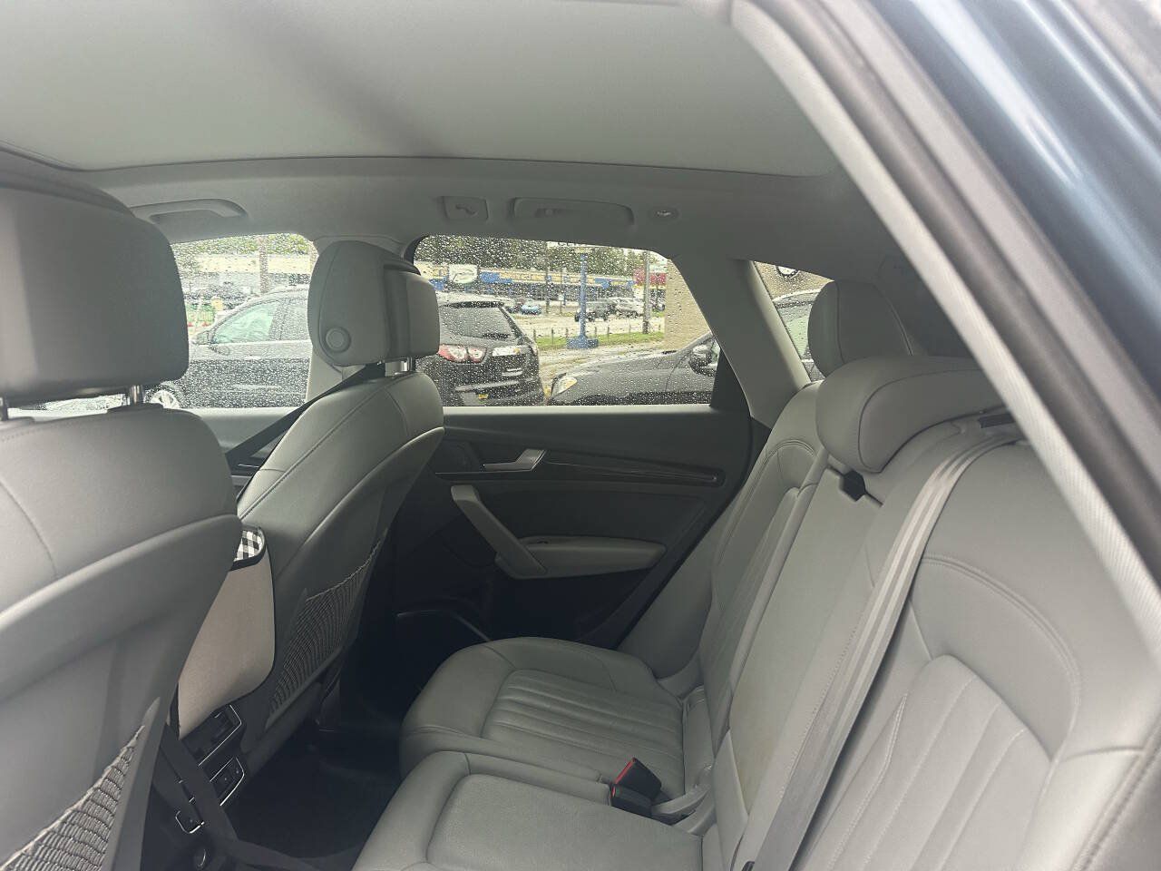 Used 2018 Audi Q5 2.0T Premium Plus w/ Premium Plus Package AWD/4WD image 12