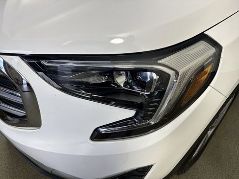 Used 2020 GMC Terrain SLT w/ Preferred Package image 28