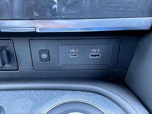 Used 2023 Nissan Armada SL w/ Midnight Edition Package RWD image 19