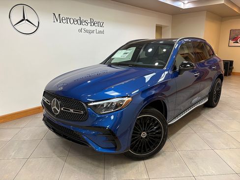 New 2026 Mercedes-Benz GLC 300 image 1