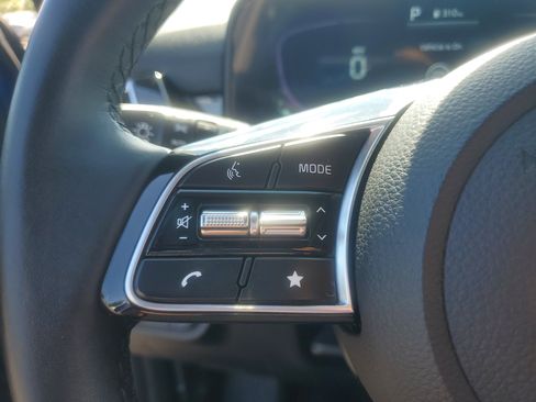 Used 2025 Kia Seltos S FWD image 15