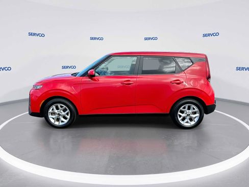 Used 2022 Kia Soul LX w/ Technology Package FWD image 5
