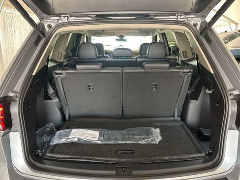 New 2026 Volkswagen Atlas SE FWD image 17