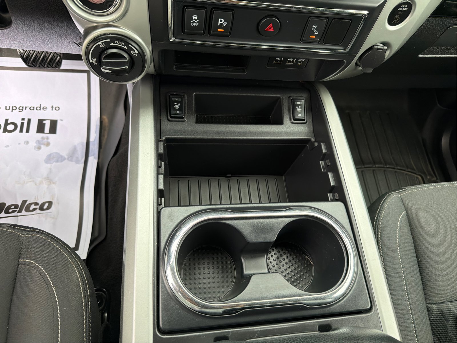 Used 2019 Nissan Titan SV w/ SV Convenience Package AWD/4WD image 16