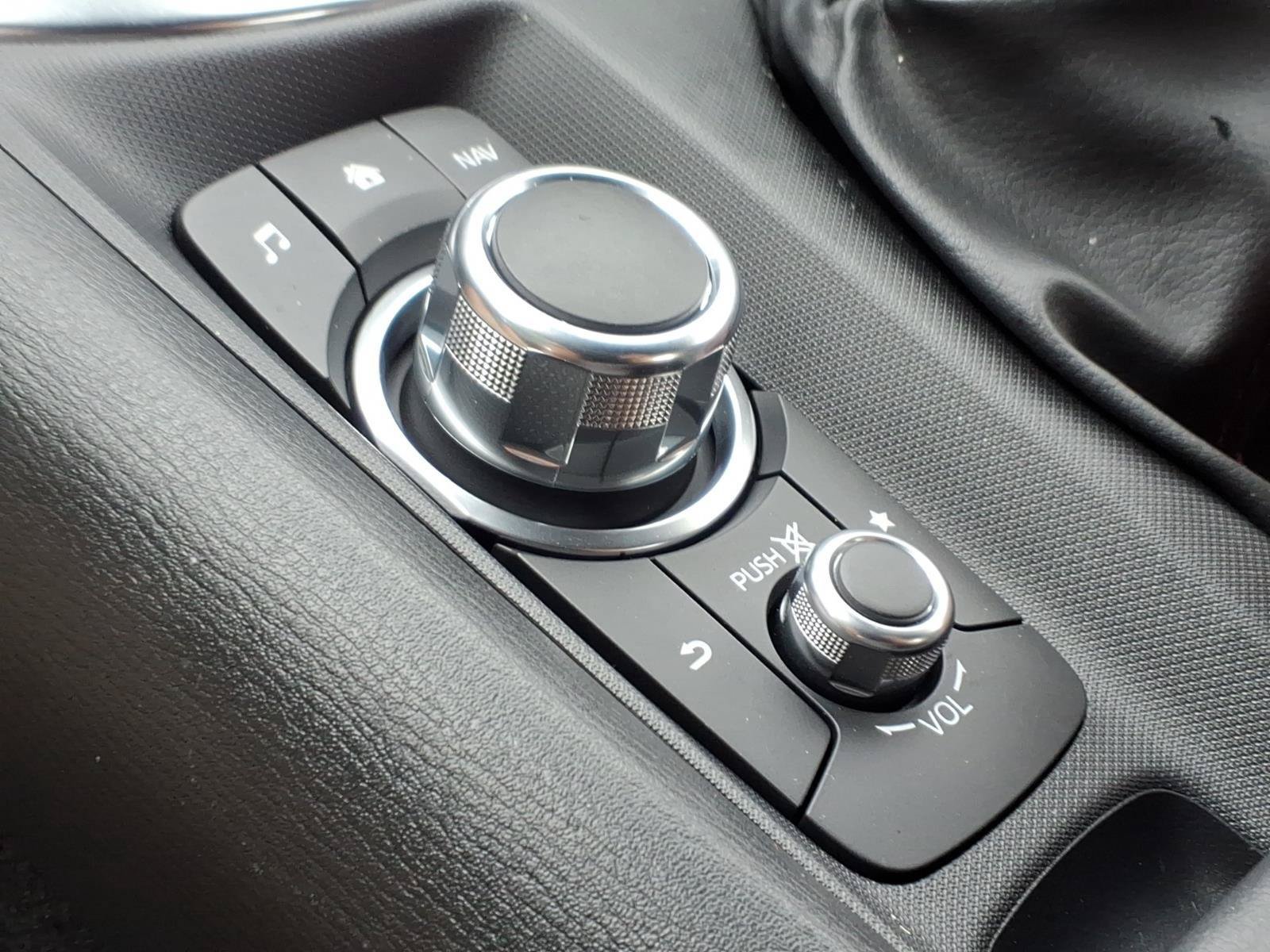 Used 2019 MAZDA MX-5 Miata RF Grand Touring RWD image 13