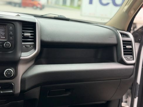 Used 2019 RAM 2500 Big Horn AWD/4WD image 32