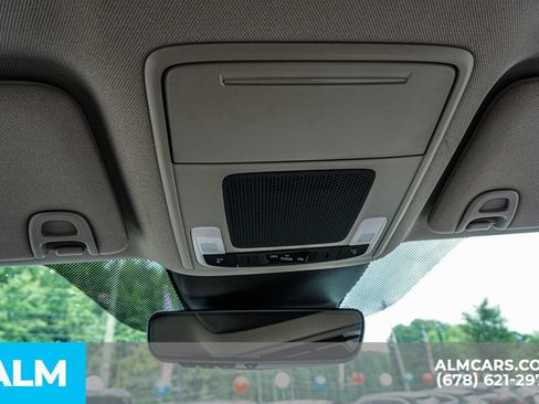 Used 2025 Honda Pilot EX-L image 35