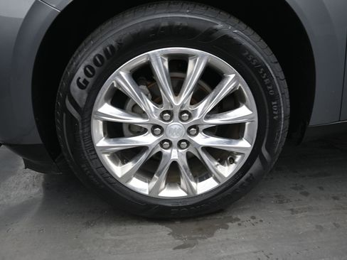 Used 2018 Buick Enclave Premium w/ Experience Buick Package image 11