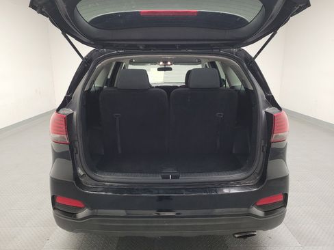 Used 2019 Kia Sorento L image 29