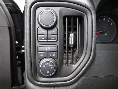 Used 2023 Chevrolet Silverado 1500 Custom Trail Boss AWD/4WD image 12