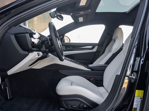 New 2026 Porsche Panamera 4 image 23