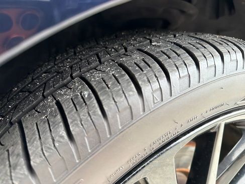 Used 2022 Toyota Camry XSE image 12