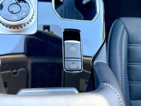 New 2026 Mitsubishi Outlander SE AWD/4WD image 39
