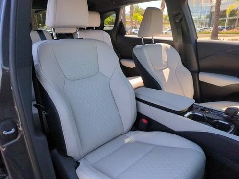 Used 2024 Lexus RX 350 Premium Plus FWD image 30