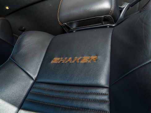 Used 2014 Dodge Challenger R/T image 33