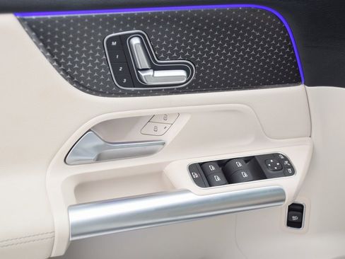 Certified 2025 Mercedes-Benz GLA 250 image 20