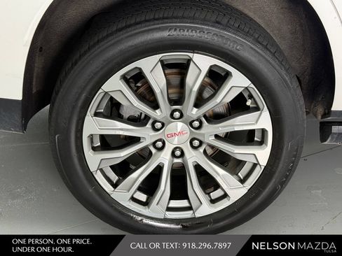 Used 2021 GMC Yukon Denali w/ Denali Premium Package AWD/4WD image 15