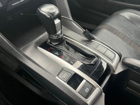 Used 2019 Honda Civic EX-L image 16