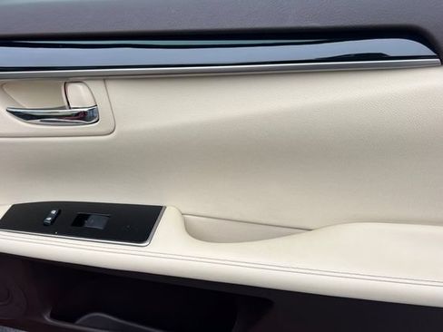 Used 2016 Lexus ES 350 FWD image 20