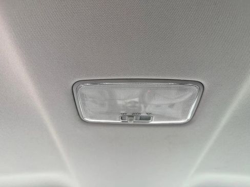 Used 2022 Toyota Camry SE FWD image 36