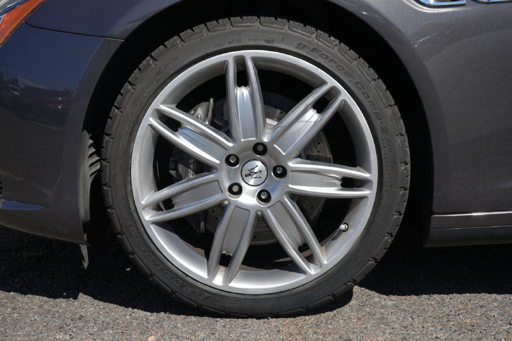 Used 2021 Maserati Quattroporte S Q4 AWD/4WD image 13