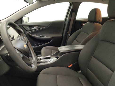 Used 2023 Chevrolet Malibu LT FWD image 17