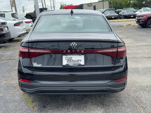Used 2025 Volkswagen Jetta Sport FWD image 5