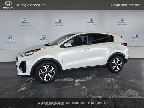 Used 2021 Kia Sportage LX image 1
