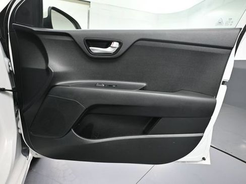 Used 2018 Kia Rio S FWD image 40