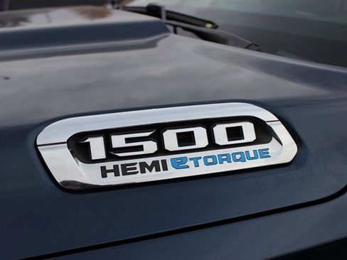 Used 2021 RAM 1500 Big Horn image 3