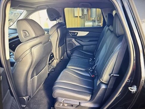 Used 2024 Acura MDX FWD w/ Technology Package image 11