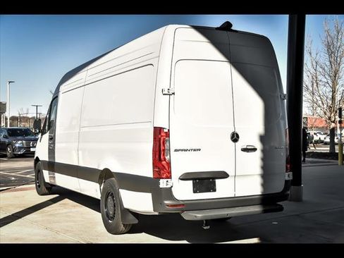 New 2025 Mercedes-Benz Sprinter 2500 image 4