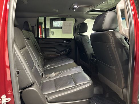 Used 2019 GMC Yukon XL SLT w/ Open Road Package image 17