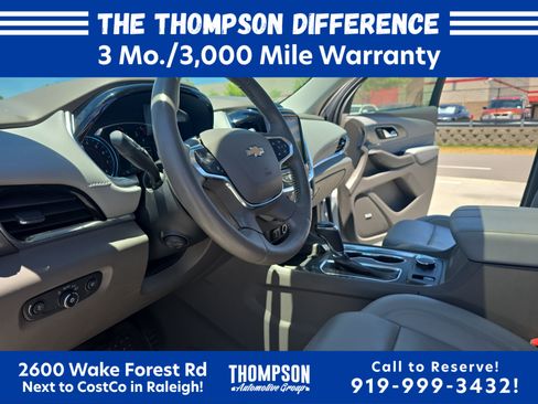 Used 2019 Chevrolet Traverse Premier w/ Driver Confidence II Package FWD image 18