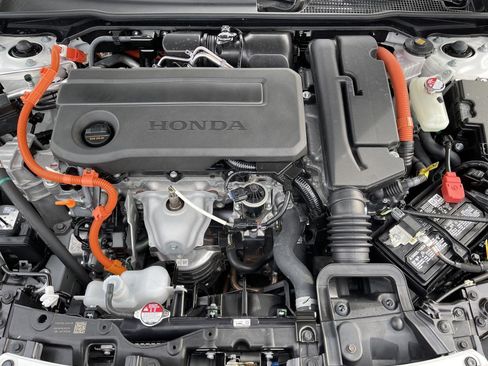 Used 2025 Honda Civic Sport image 25