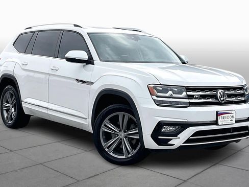 Used 2019 Volkswagen Atlas SE image 3