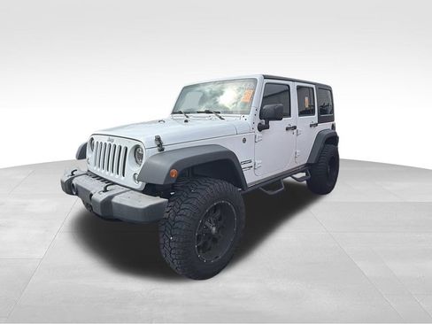Used 2018 Jeep Wrangler Unlimited Sport S AWD/4WD image 5