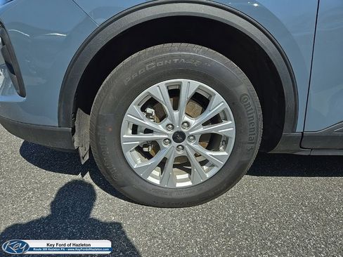 Used 2023 Ford Escape Active w/ Tech Pack #2 AWD/4WD image 4