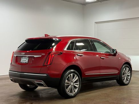 Used 2024 Cadillac XT5 Premium Luxury image 4