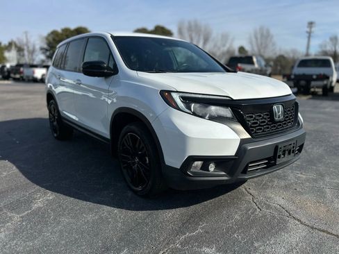Used 2021 Honda Passport Sport image 5