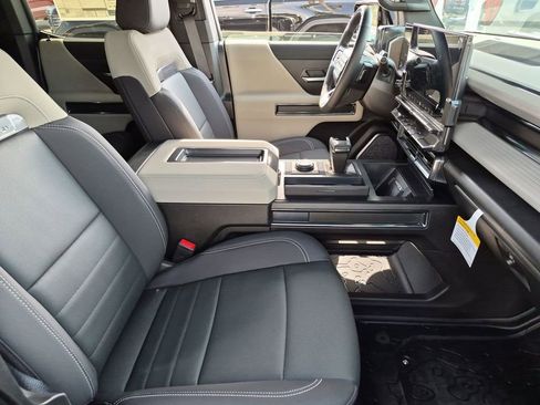 Used 2026 GMC Hummer EV SUV AWD/4WD image 21